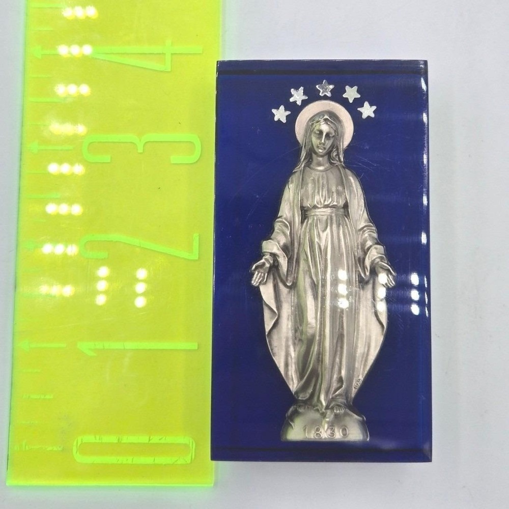 Vintage 1830‎ Miraculous Medal Virgin Mary Lucite Paperweight - Cobalt Blue - Picture 7 of 8